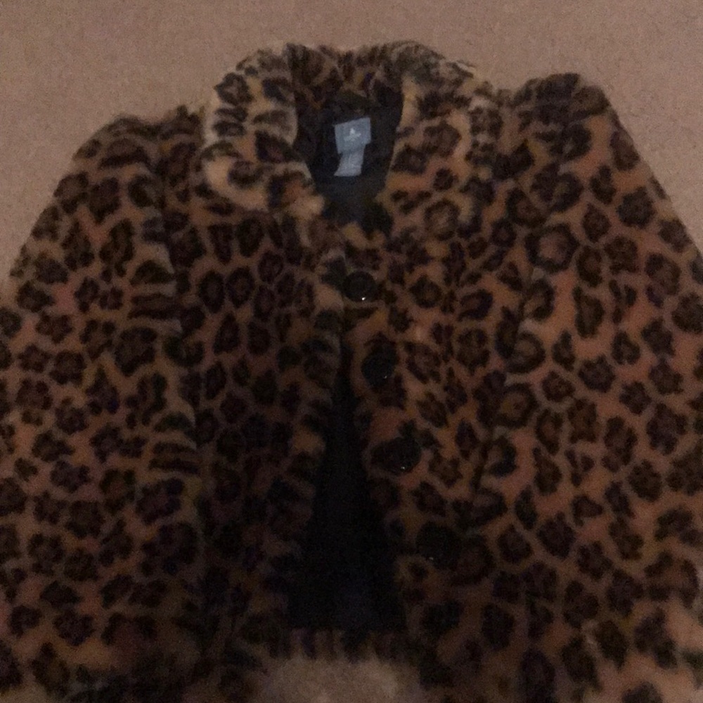 Girls Gap Fur leopard coat with buttons size 5